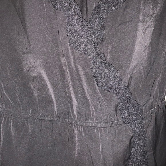 Abercrombie & Fitch Black Sateen Wrap Top w/ Lace - Picture 7 of 10